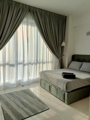 Studio 14 Vacation with Pool in Shah Alam City